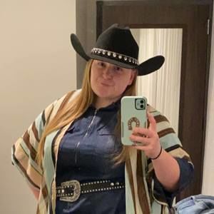 Meet your Posher, Haley